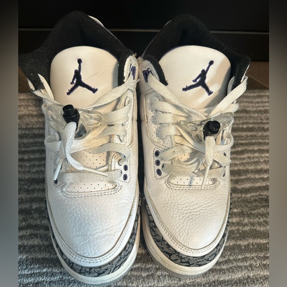 Jordan 3s Dark Iris Size 5Y - Picture 2 of 6